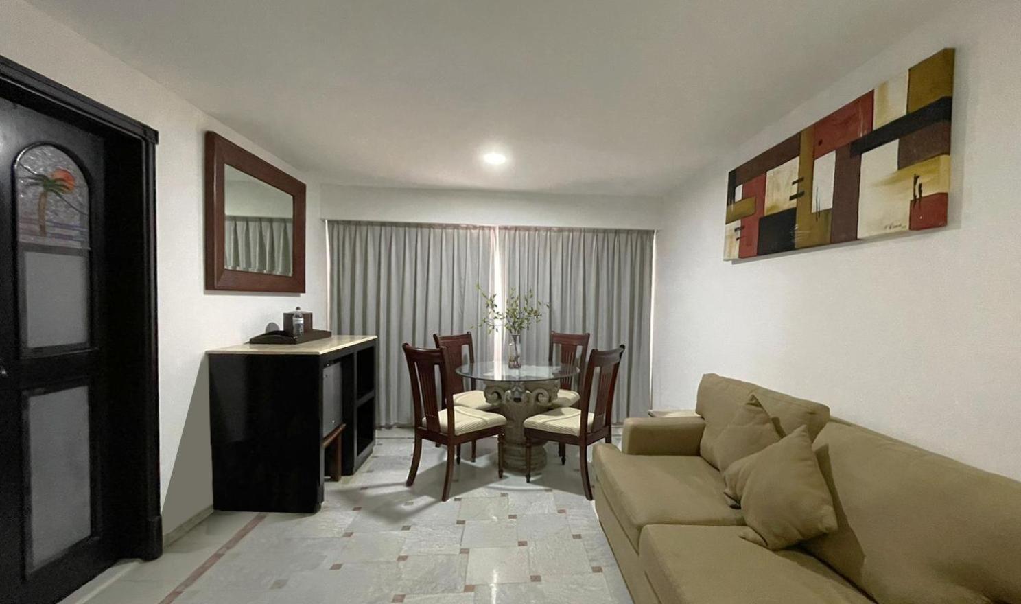 Wyndham Garden Los Mochis Plaza Inn Kültér fotó